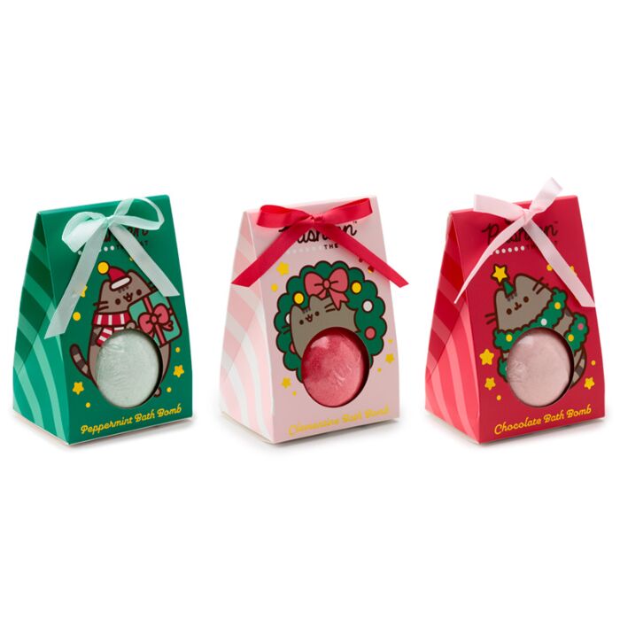 Pusheen Boxed Christmas Bath Bomb